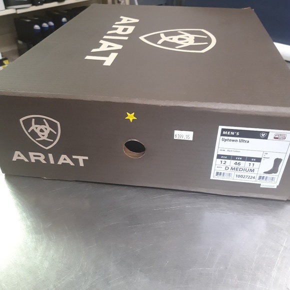 Ariat Western Style Boots - Picture 4 of 4